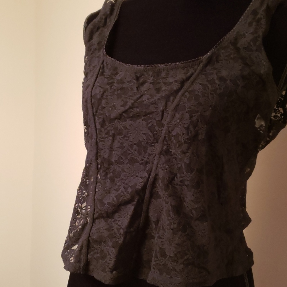 👄EUC👄 Lace Camisole👄 Light & Flirty
